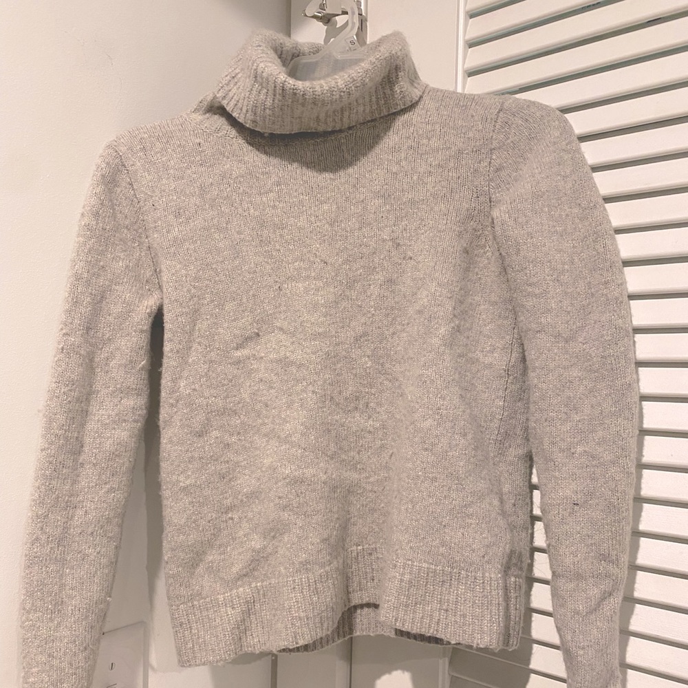 Jcrew grey turtle neck sweater XS